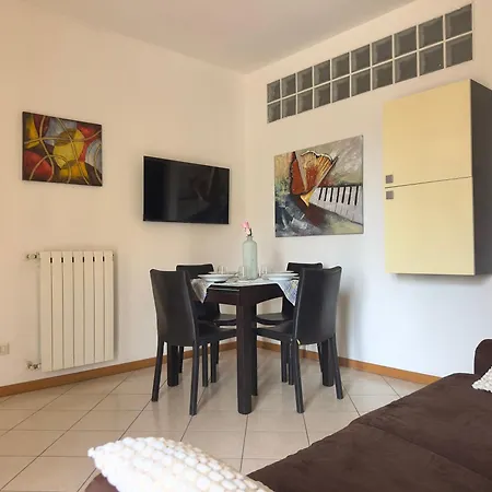 Casa Di Chiara Posto Auto E Aria Condizionata Bergamo
