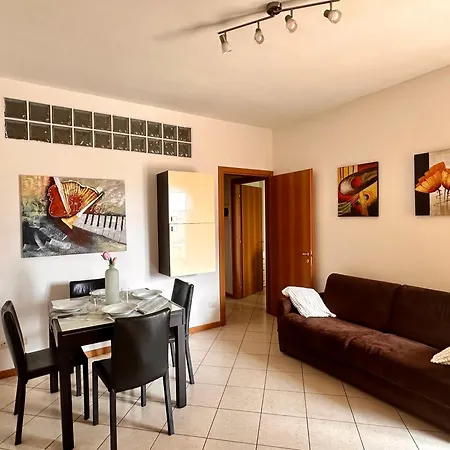 Apartamento Casa Di Chiara Posto Auto E Aria Condizionata Bérgamo